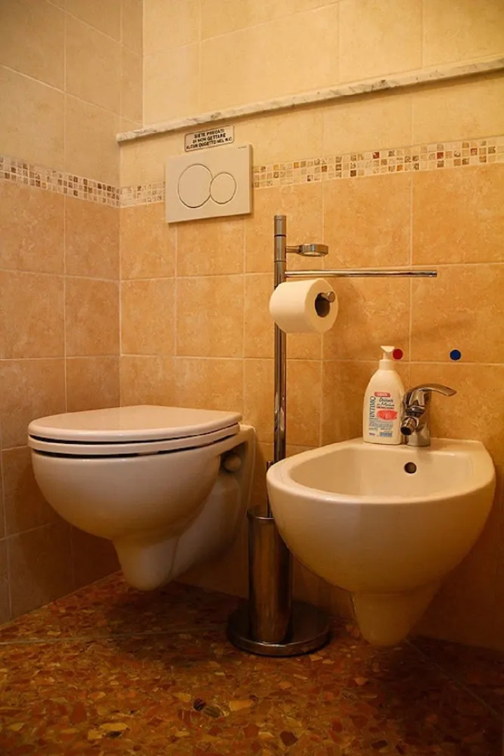 Guest House - Rooms Rent Cisanello