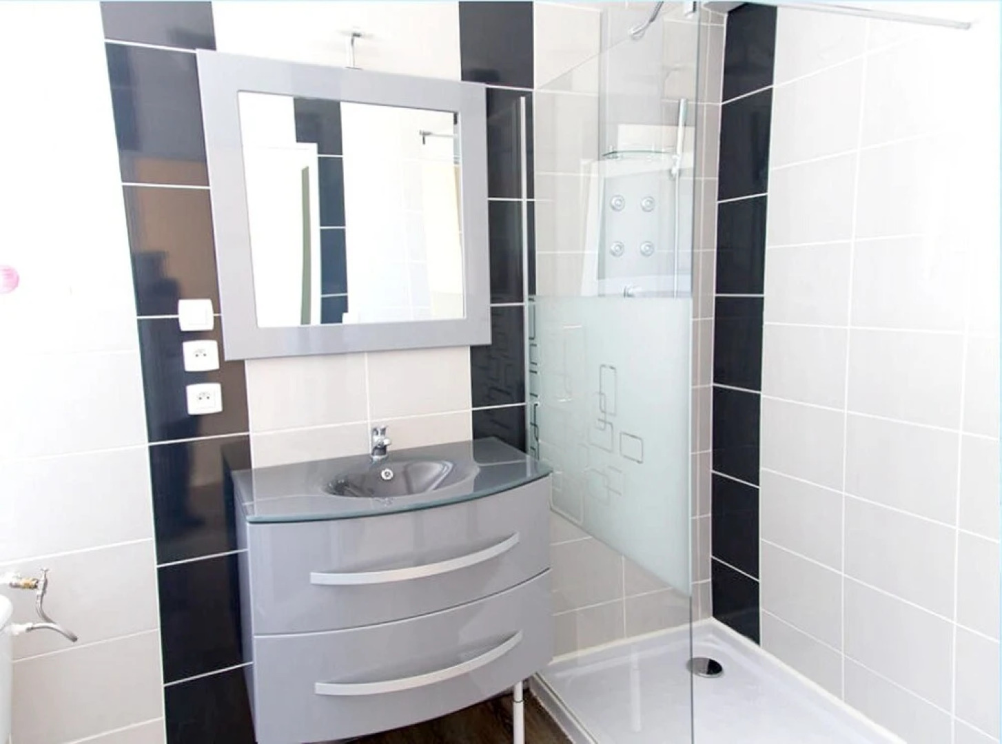 House With 2 Bedrooms in Magalas, With Pool Access, Enclosed Garden an