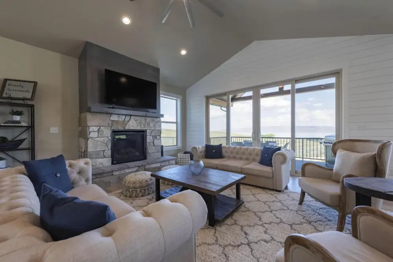 Lotus Lodge With Bear Lake Luxury Rentals