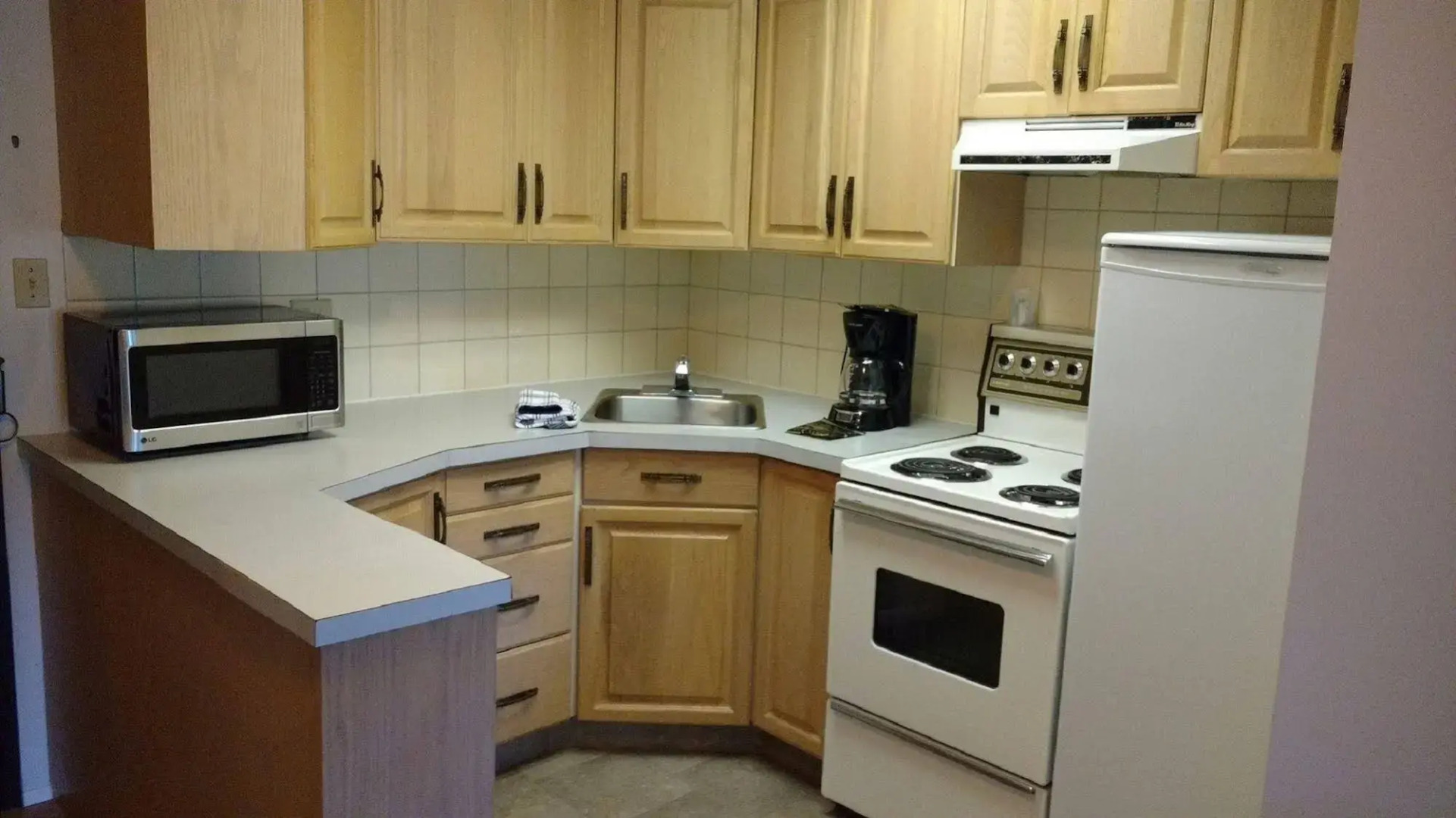 Wessex Inn By The Sea