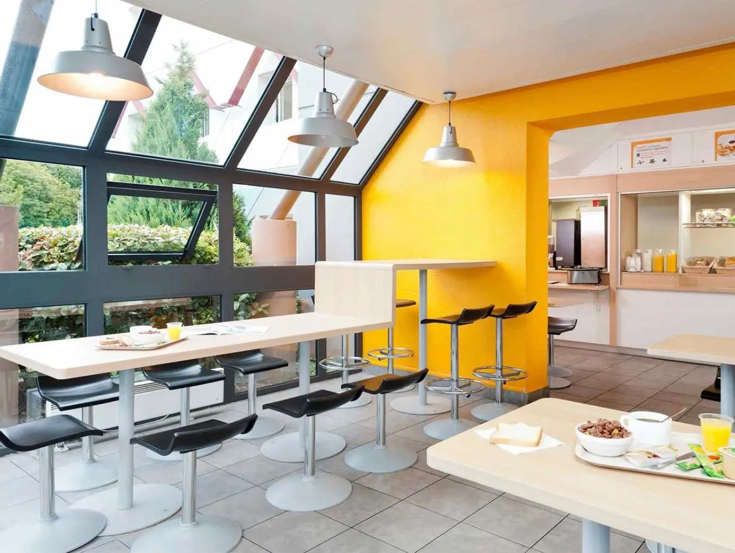 initial by balladins Lyon / Villefranche-sur-Saône