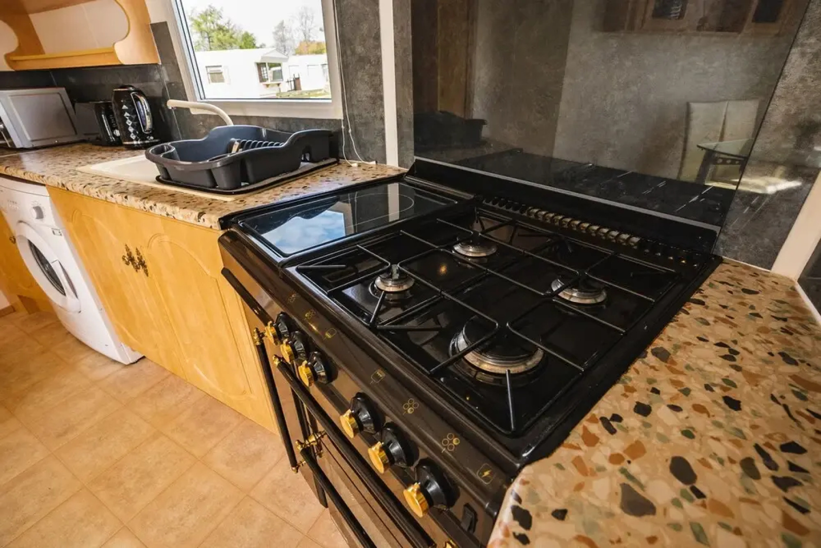Lochlands 2BR Family Caravan - Pets - Play Park