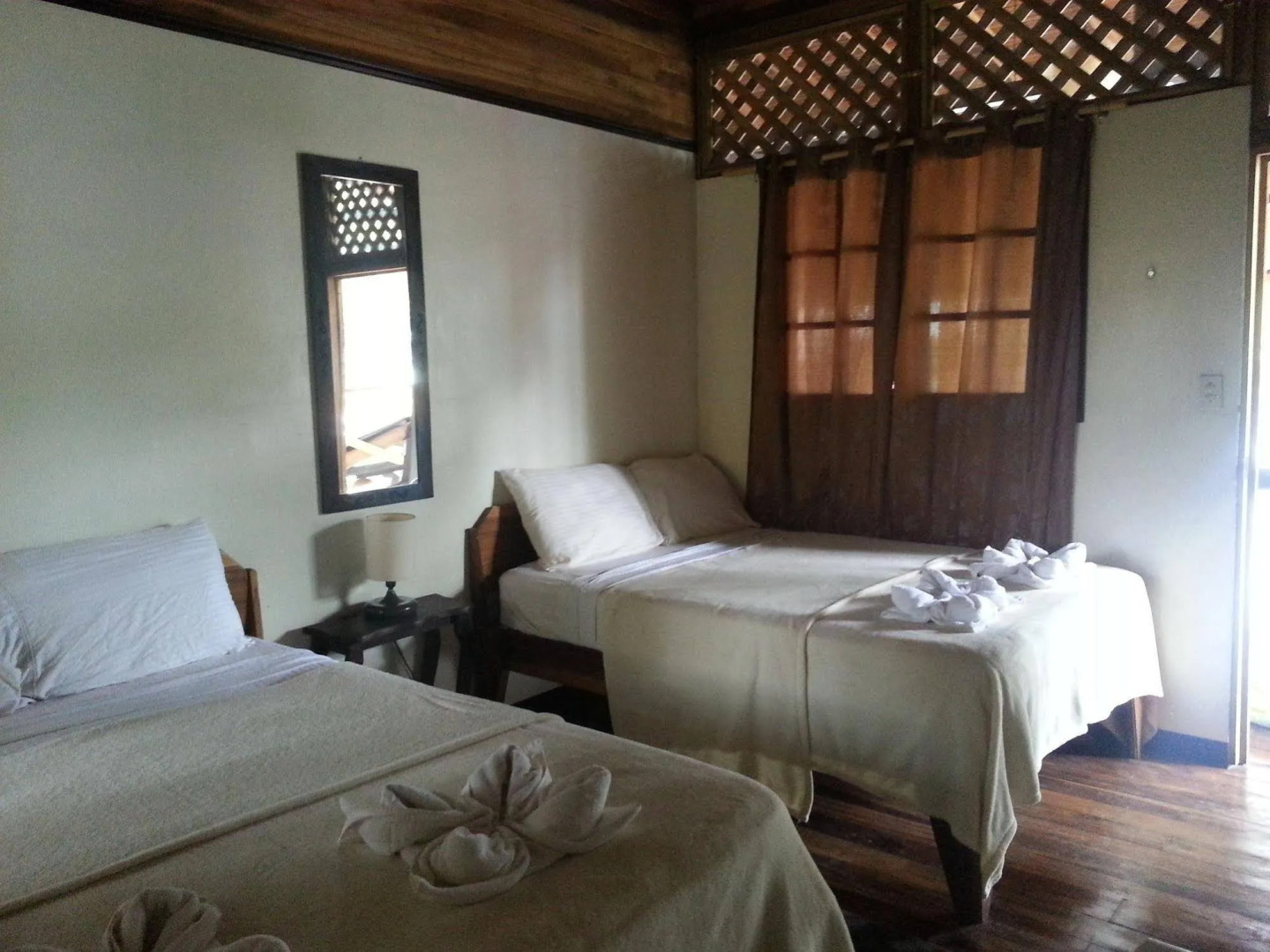 Lizard King Hotel & Suites