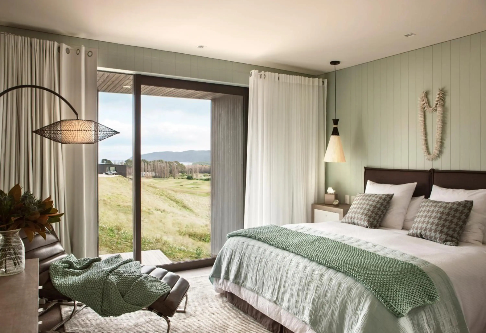 Kinloch Manor & Villas