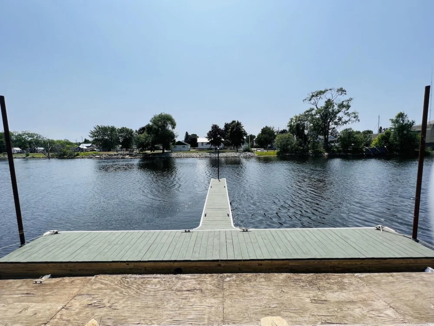 Riverfront Kayaks Bay Access Sleeps 15