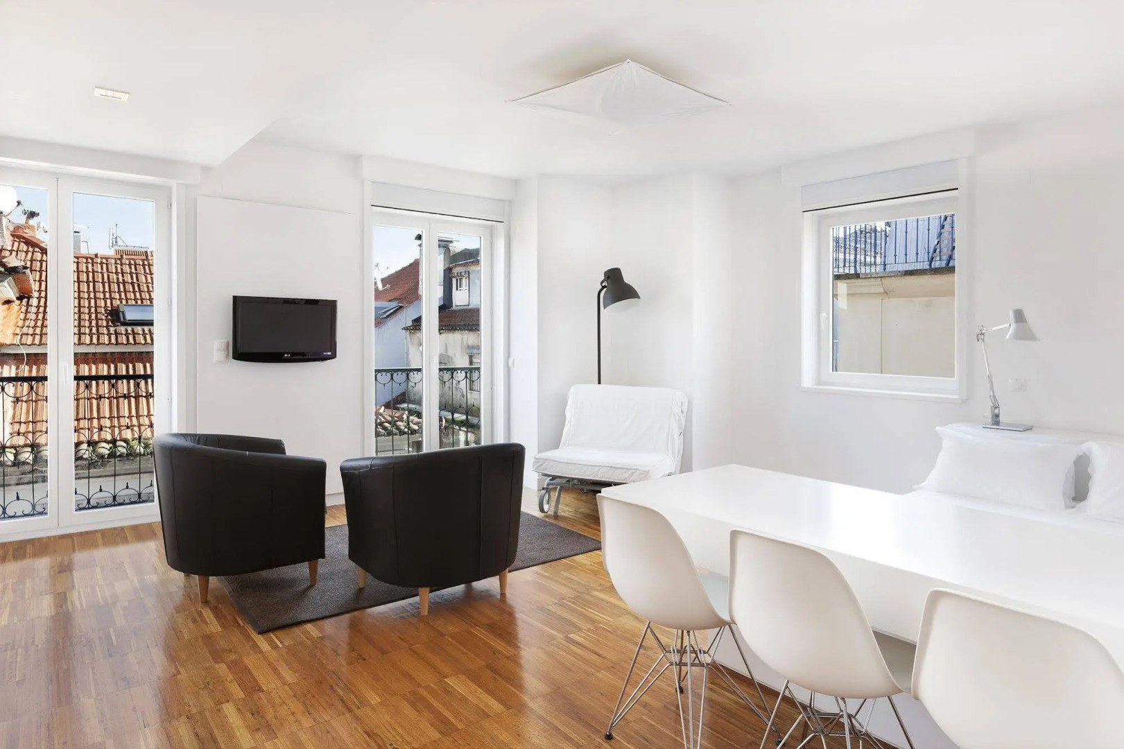 Hello Lisbon Bairro Alto Apartments