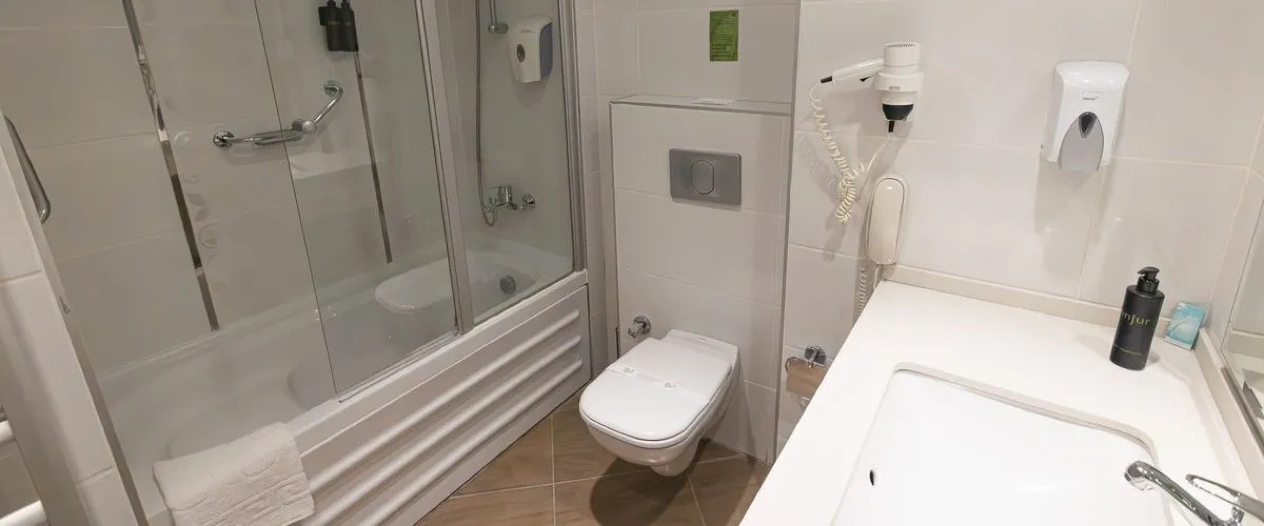 Bonjur Hotel Thermal & Wellness Club