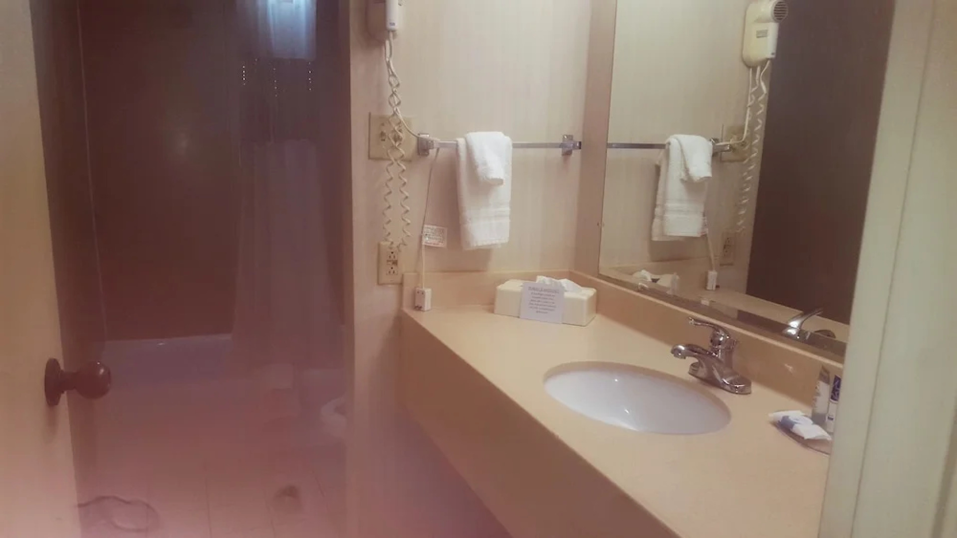 Salina Ambassador Hotel and Conference Center