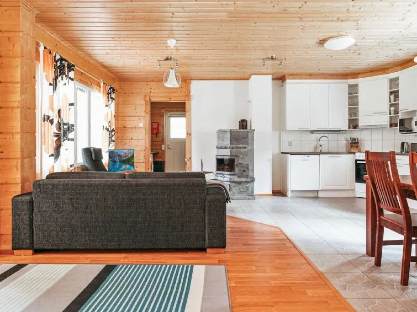 Holiday Home Aapeli iso