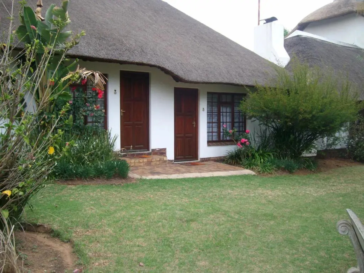 Oaktree Lodge Guest House