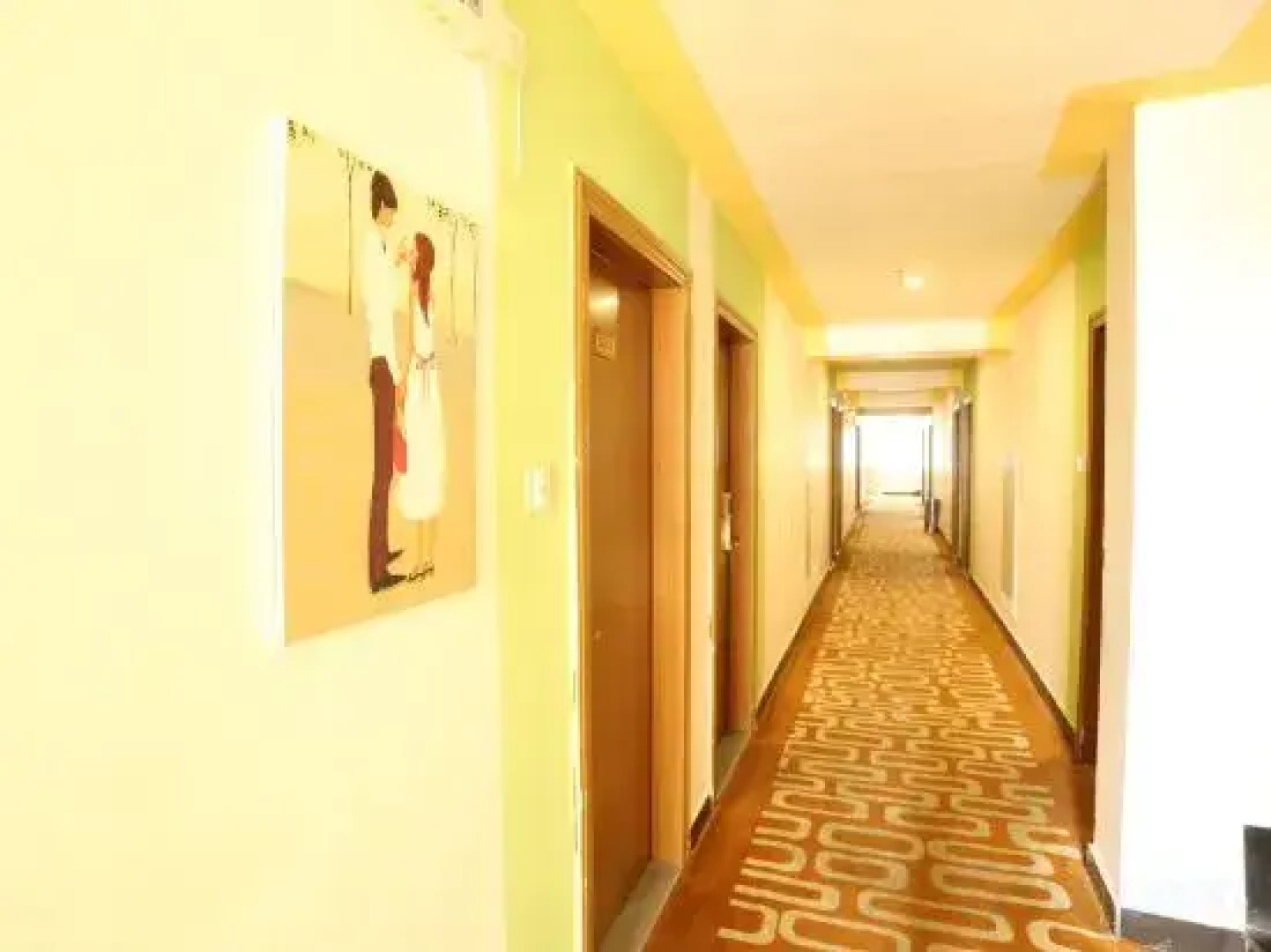 Grid Inn (Lingshan Liufeng)