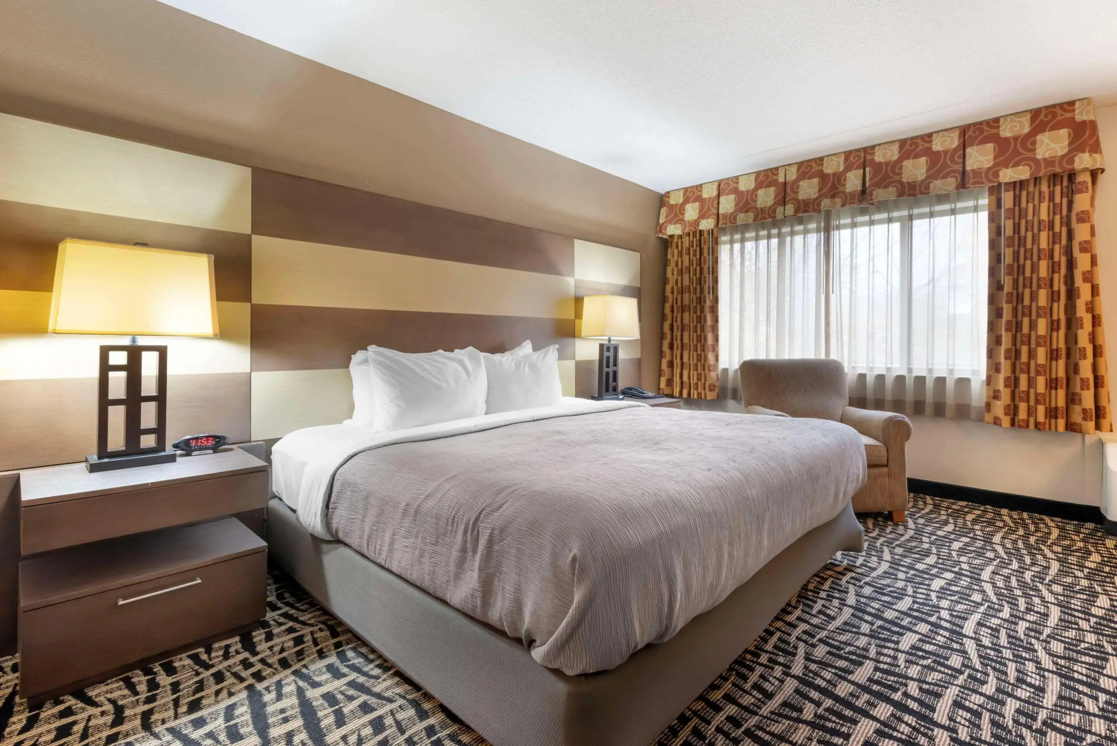 Quality Inn & Suites Mayo Clinic Area