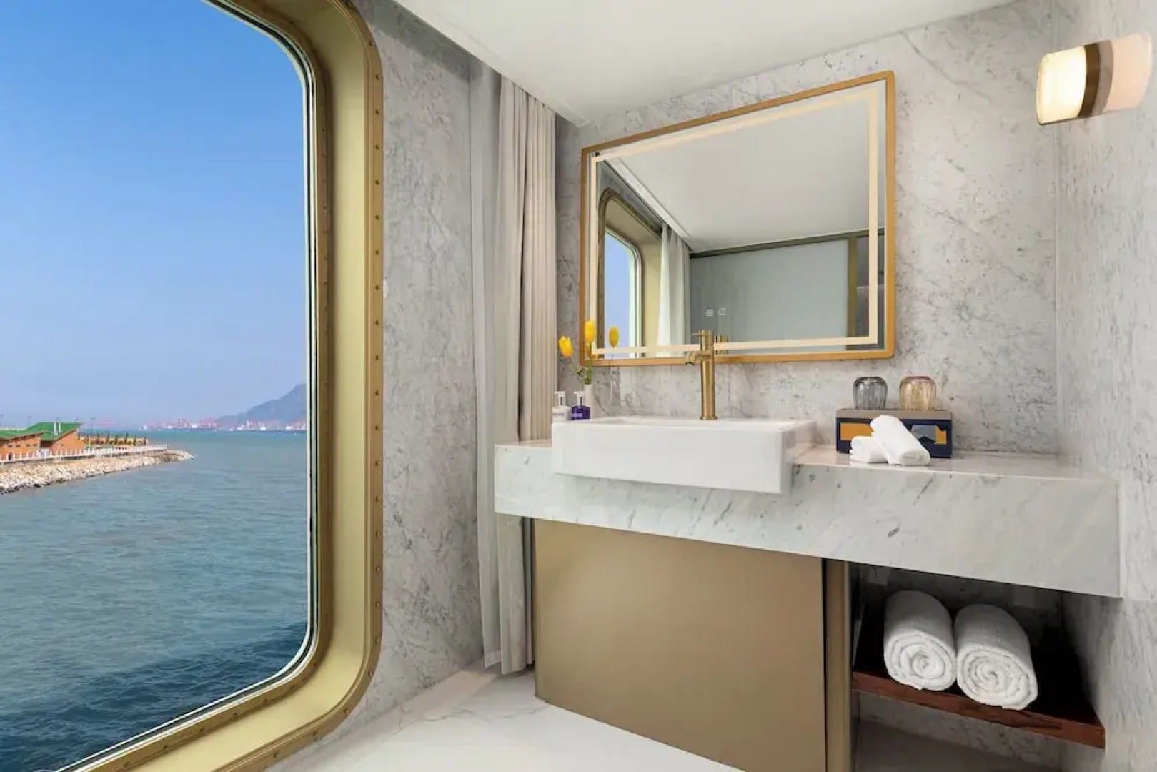 Voco Lianyungang Star Of Haizhoubay by IHG