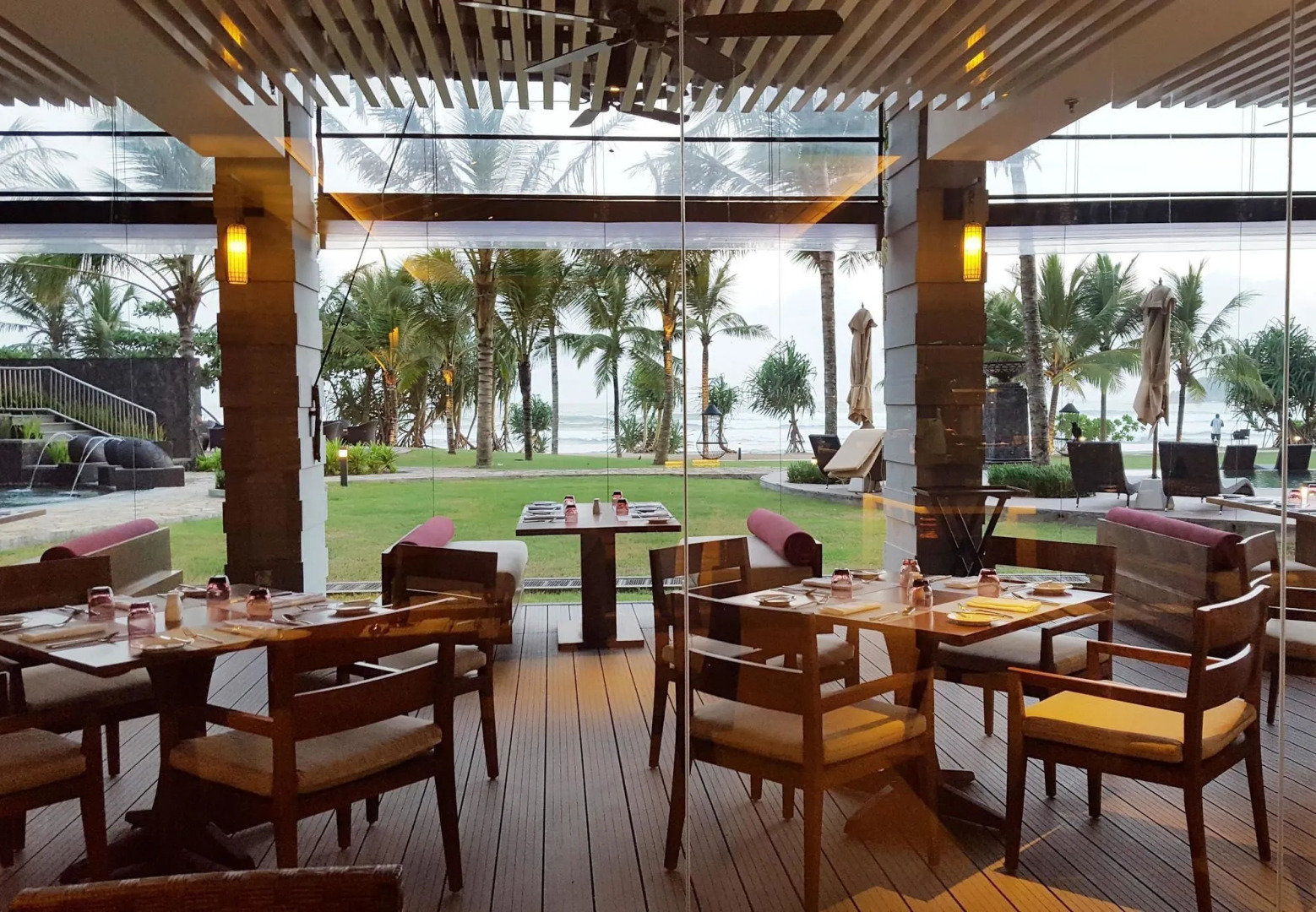 Курортный отель Weligama Bay Marriott Resort & Spa