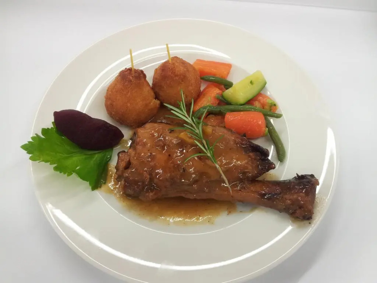 Design And Suite Hotel Ciarnadoi