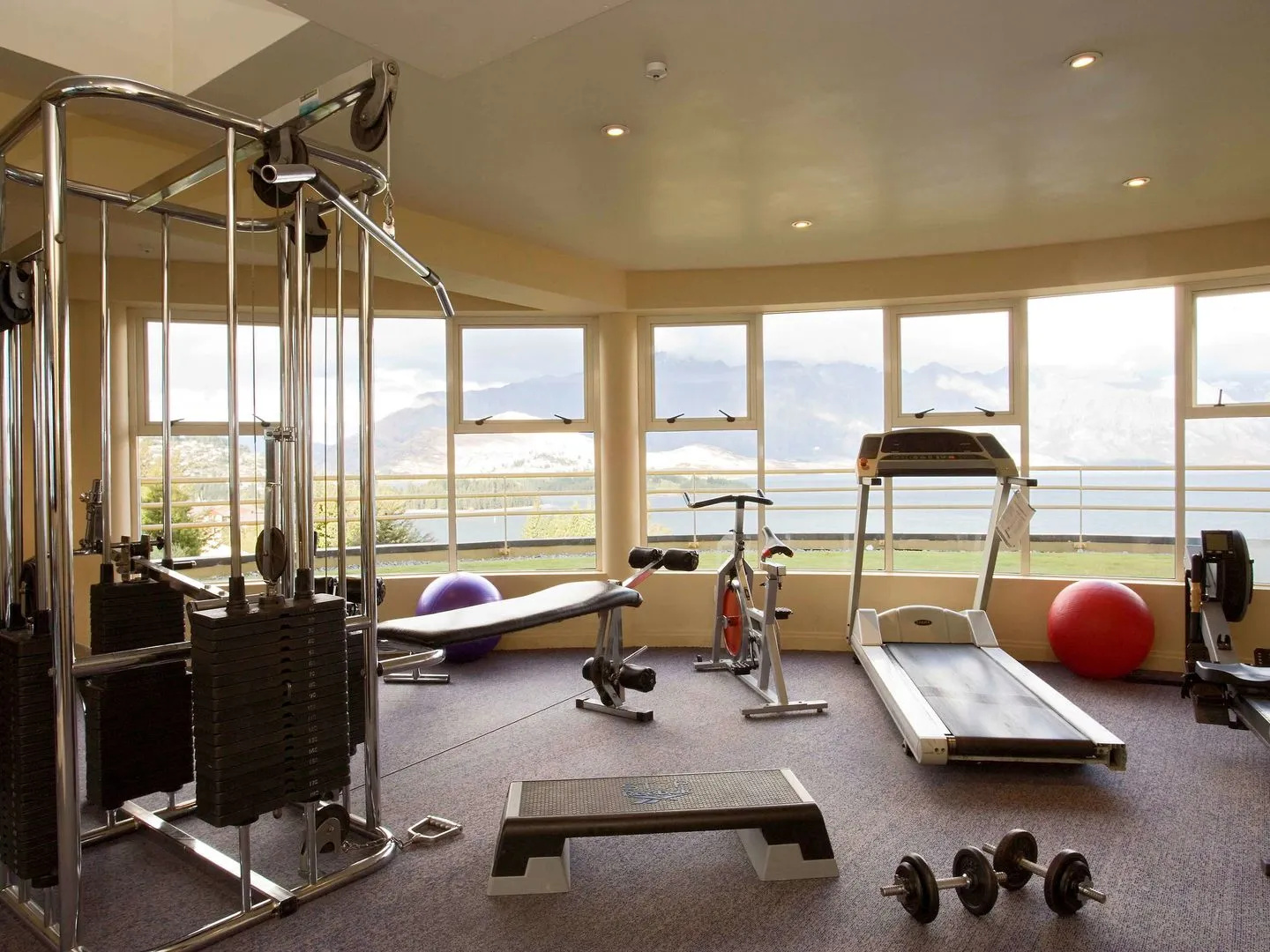 Mercure Queenstown Resort