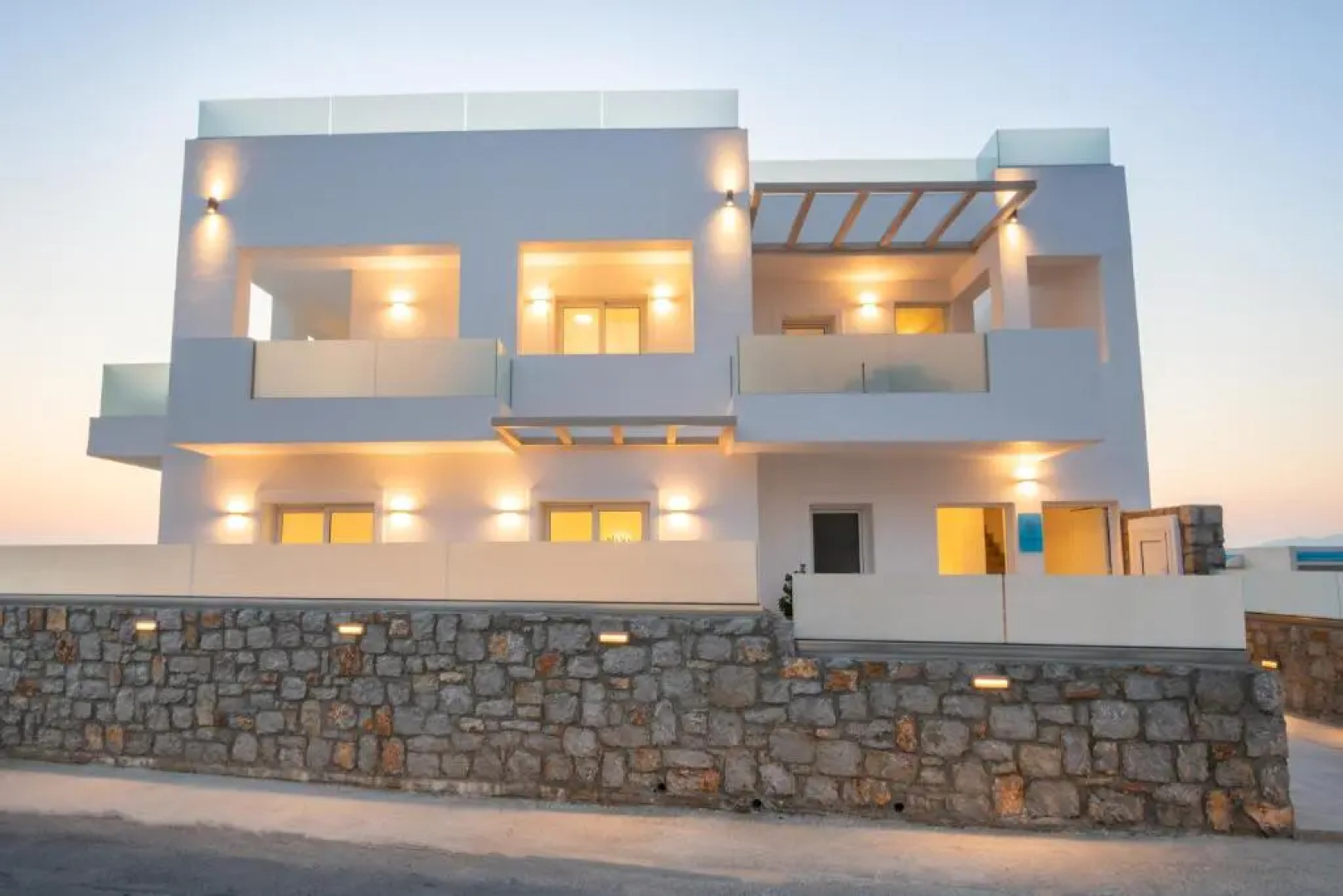 Thalasidi Luxury Suites