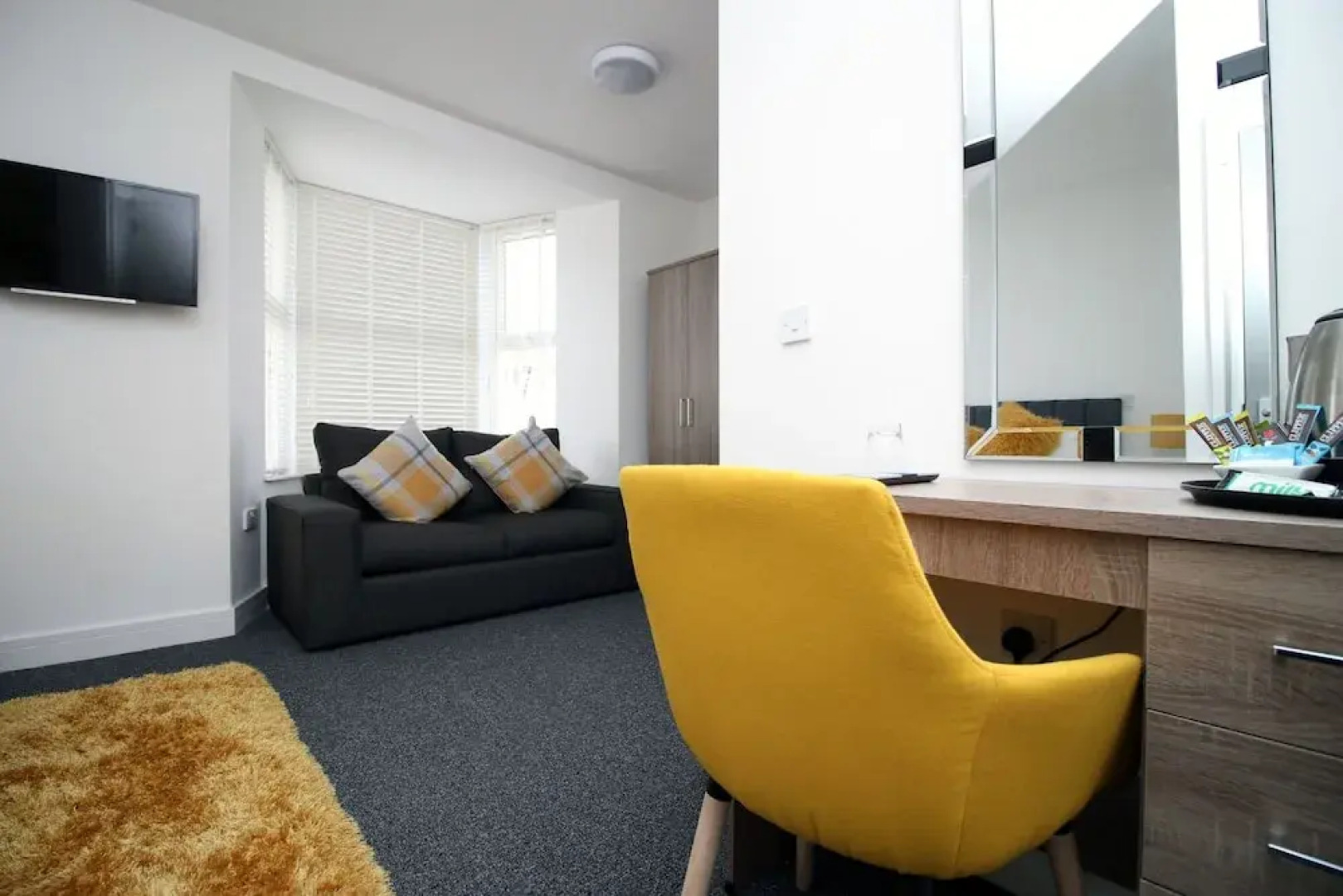 Stay Central - Heritage 24