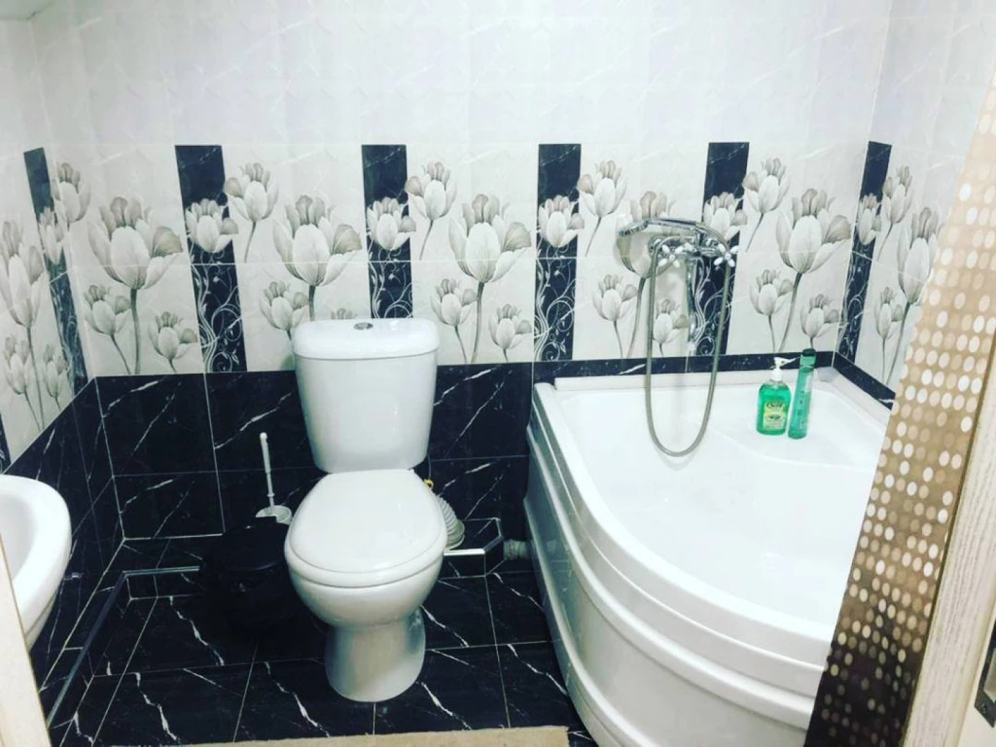 Ayusha home Guest House