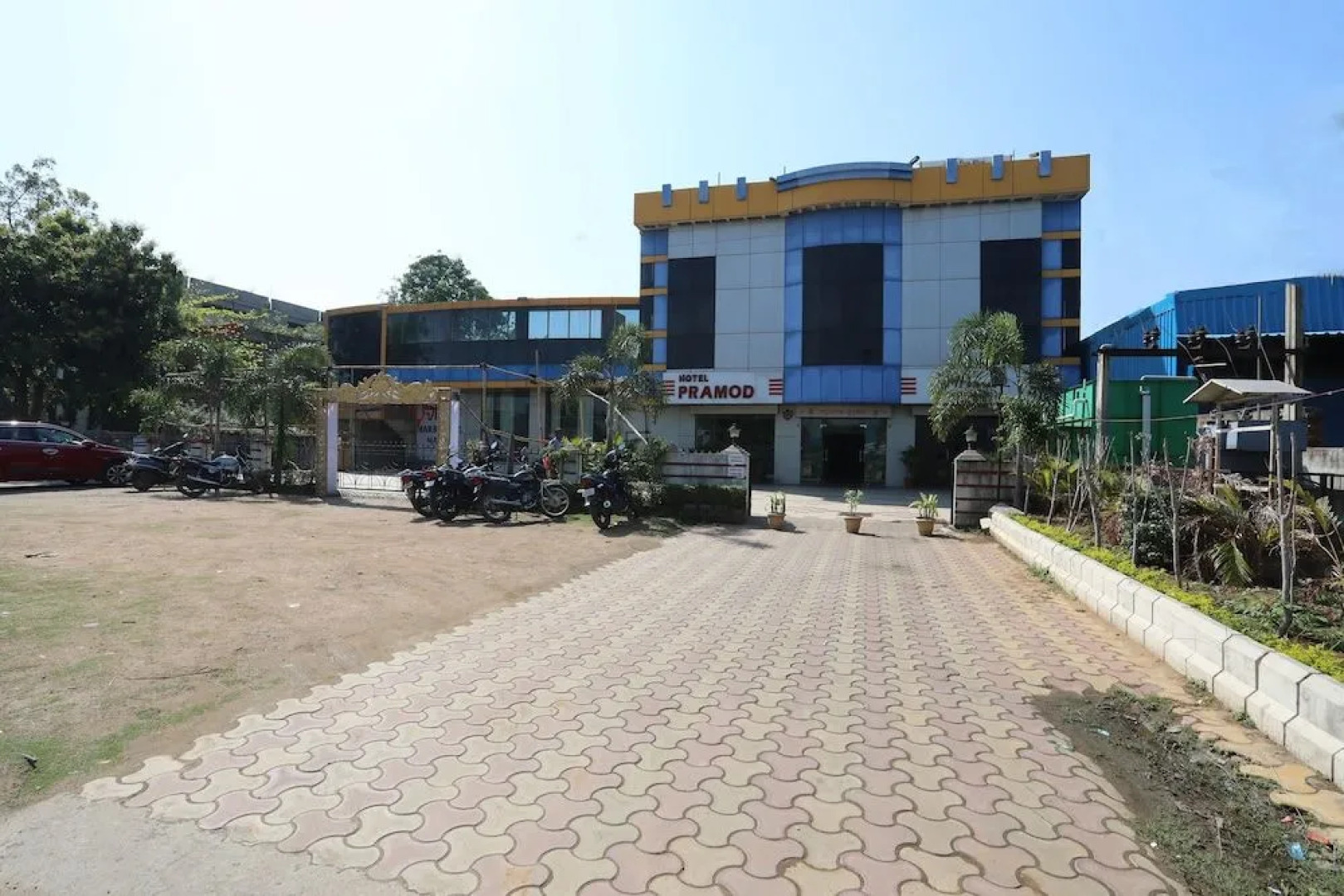 OYO 29689 Hotel Pramod