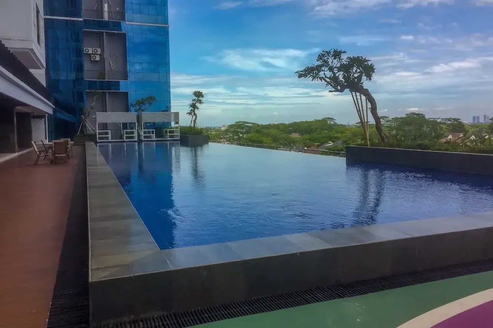 Luxury 2BR Roseville Soho & Suite Apartment near ICE BSD