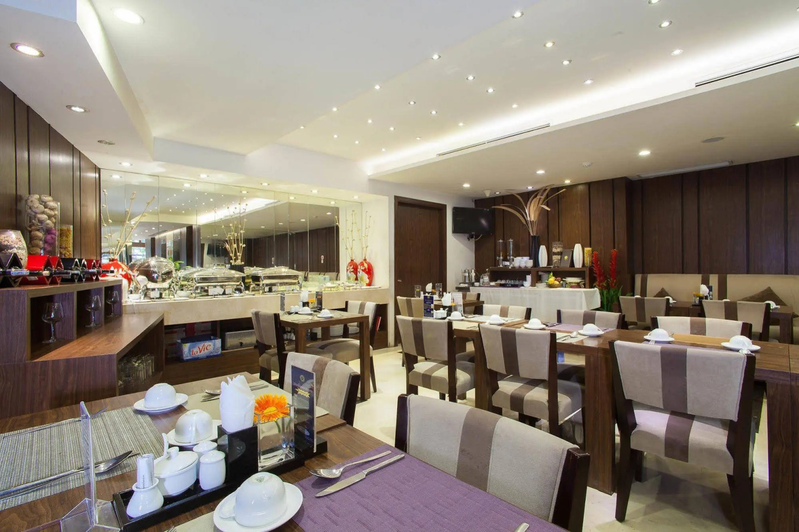 Authentic Hanoi Boutique Hotel