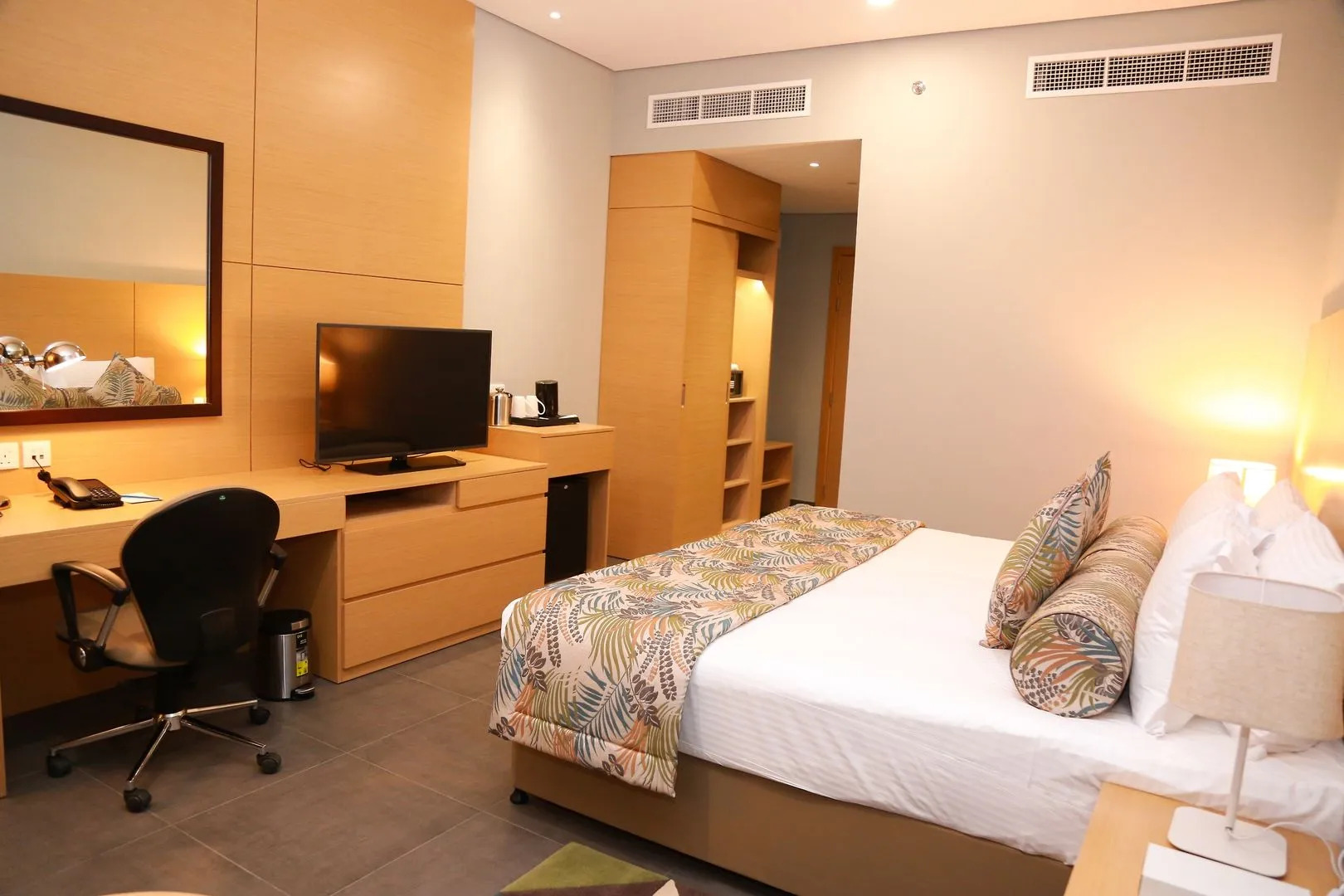 Top Ayla Ibri Hotel And Mall