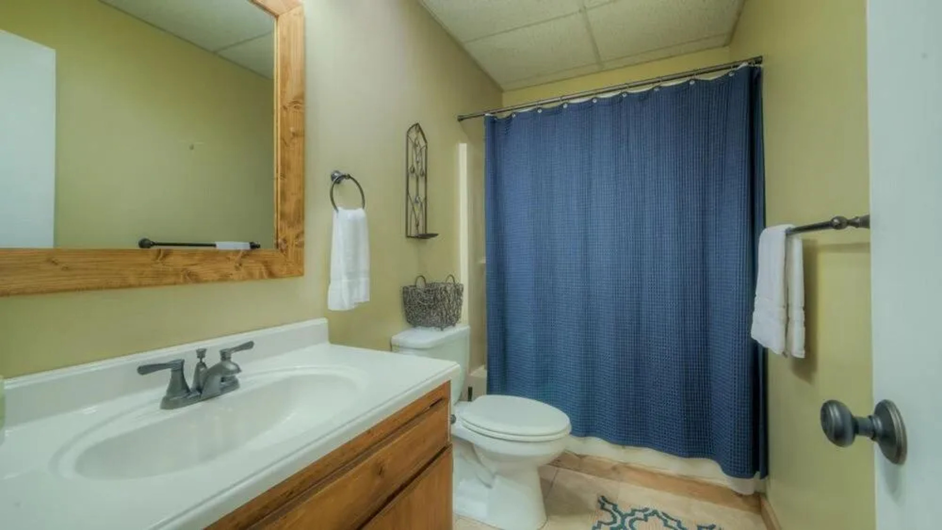 Rusty Rooster by Escape to Blue Ridge