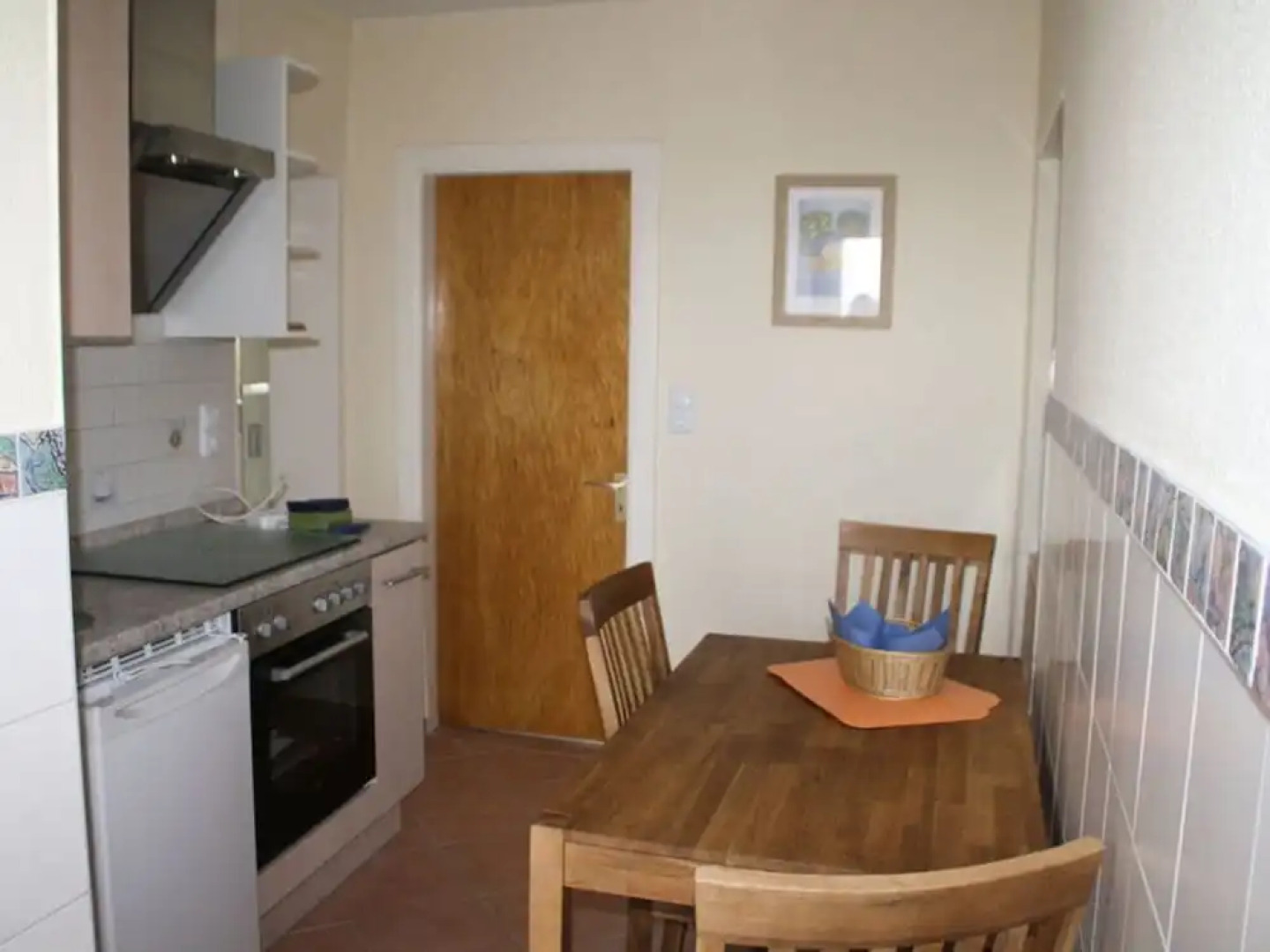 2 Rena Modern Retreat