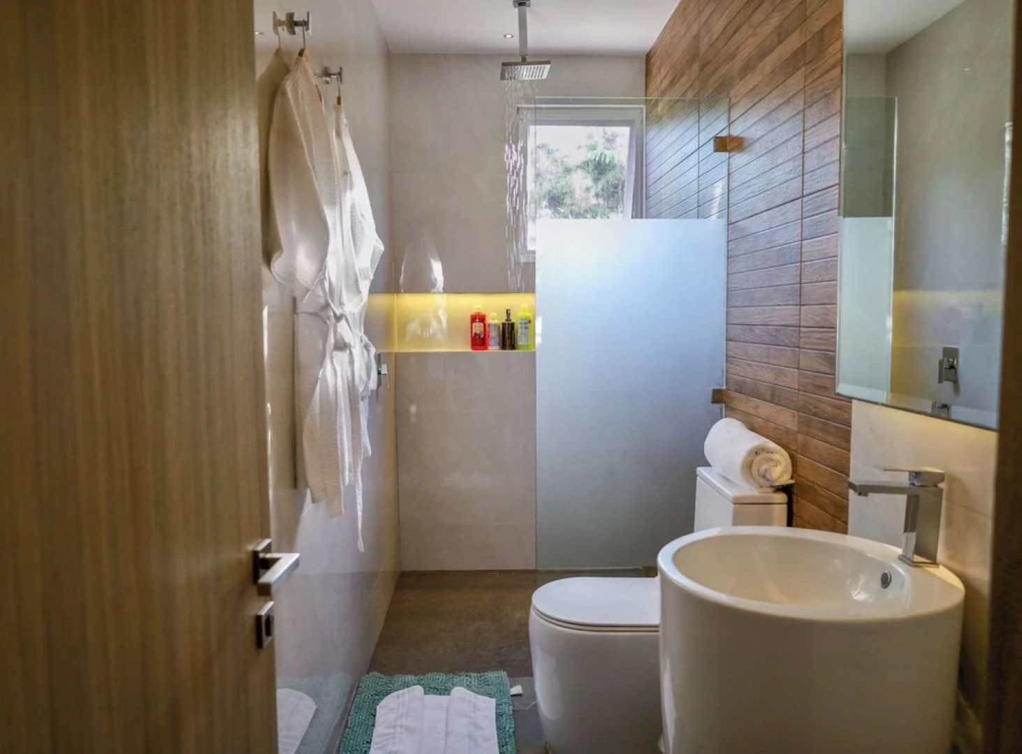 Luxurious Apartments With BBQ Pool Garden Jungle View