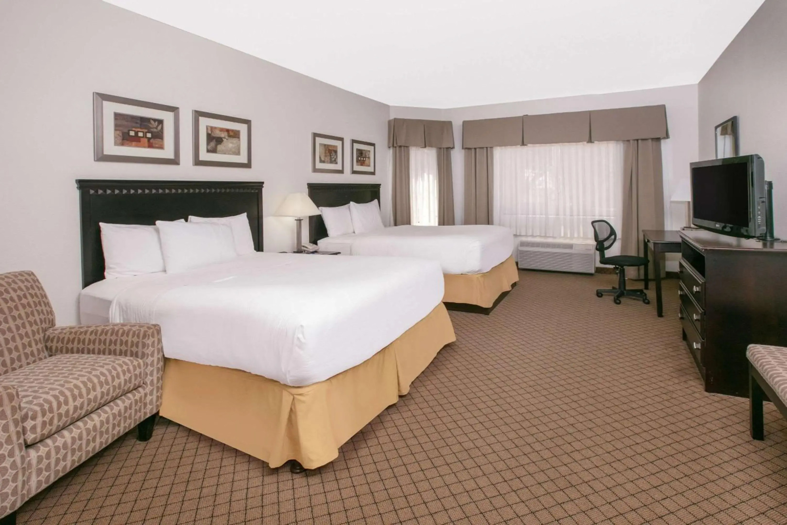Holiday Inn Express & Suites Roswell