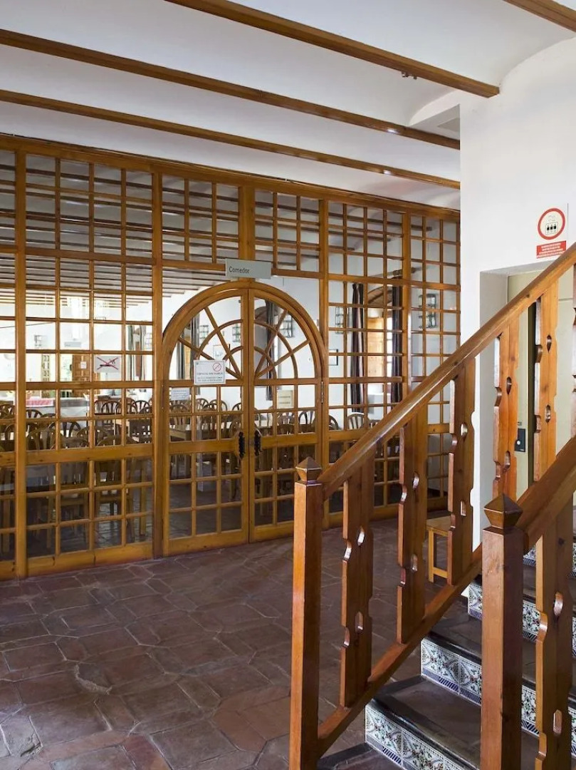 Albergue Inturjoven El Bosque