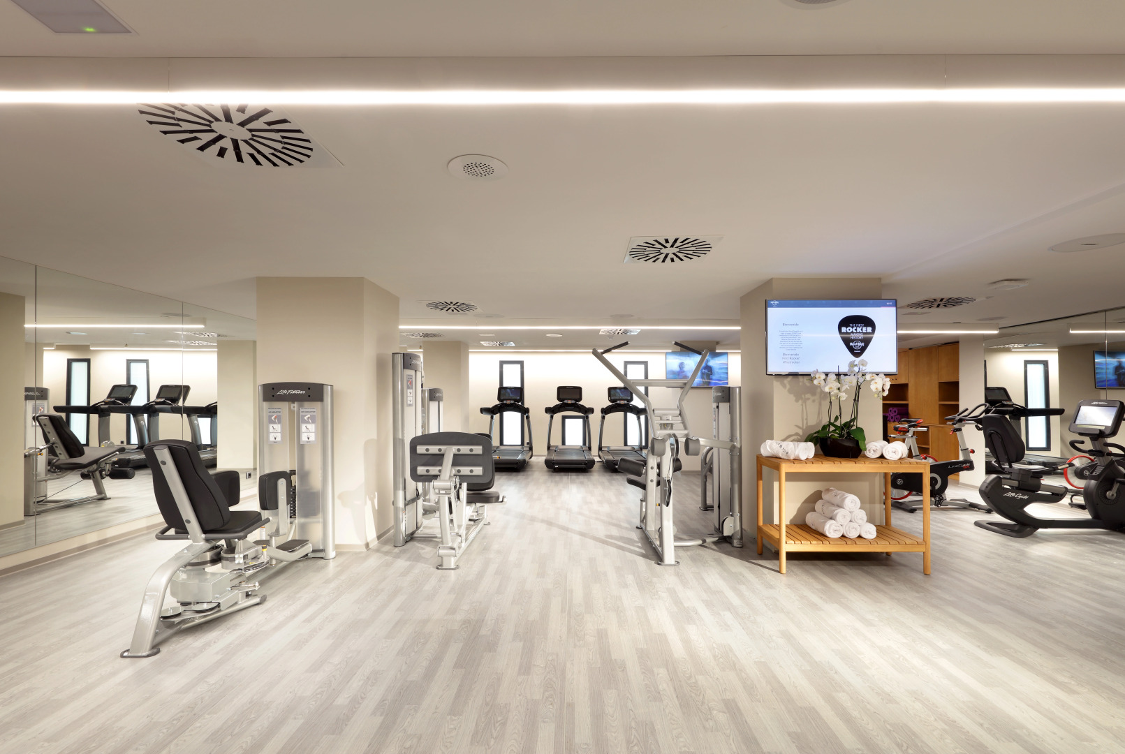 Отель Hard Rock Tenerife