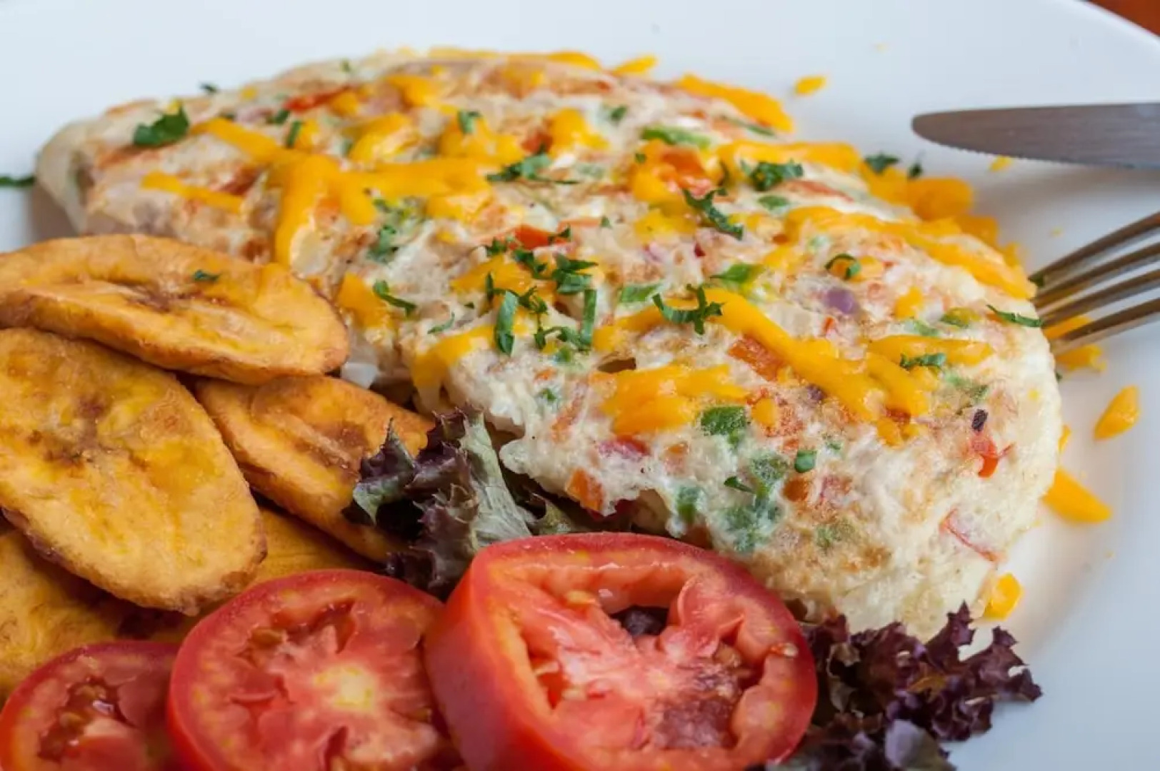 Ihamba Lakeside Safari Lodge