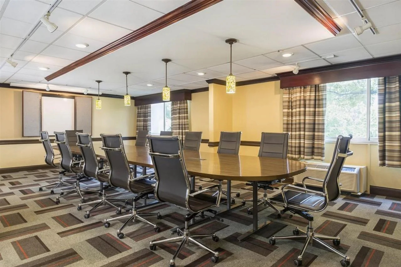 Four Points by Sheraton Chicago O'Hare Airport