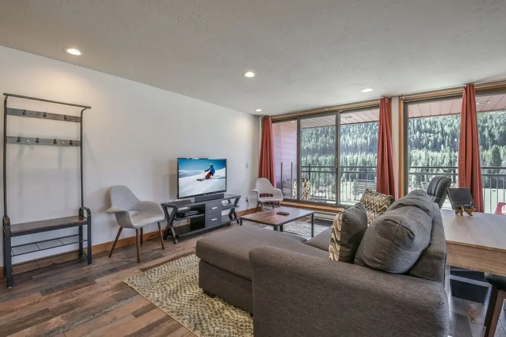 Montezuma 1771 by SummitCove Vacation Lodging