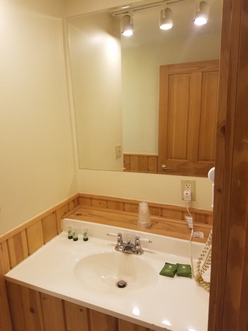 The Willard Munger Inn