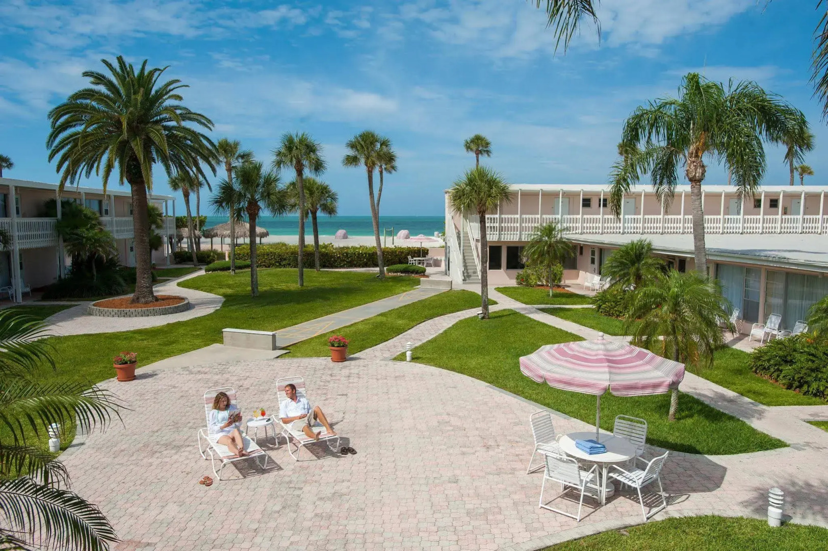 Sandcastle Resort at Lido Beach