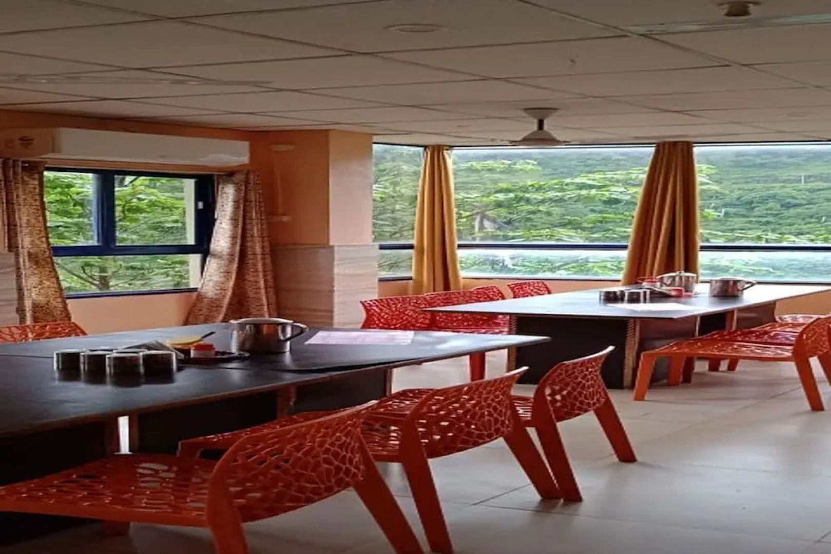 Hotel Chakasha Govindam