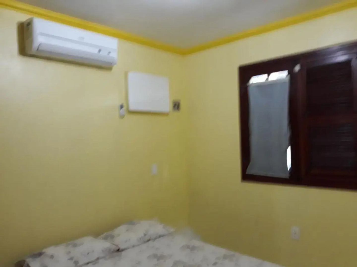 Casa de 4 quartos á 6Km da praia de Lagoinha-ce
