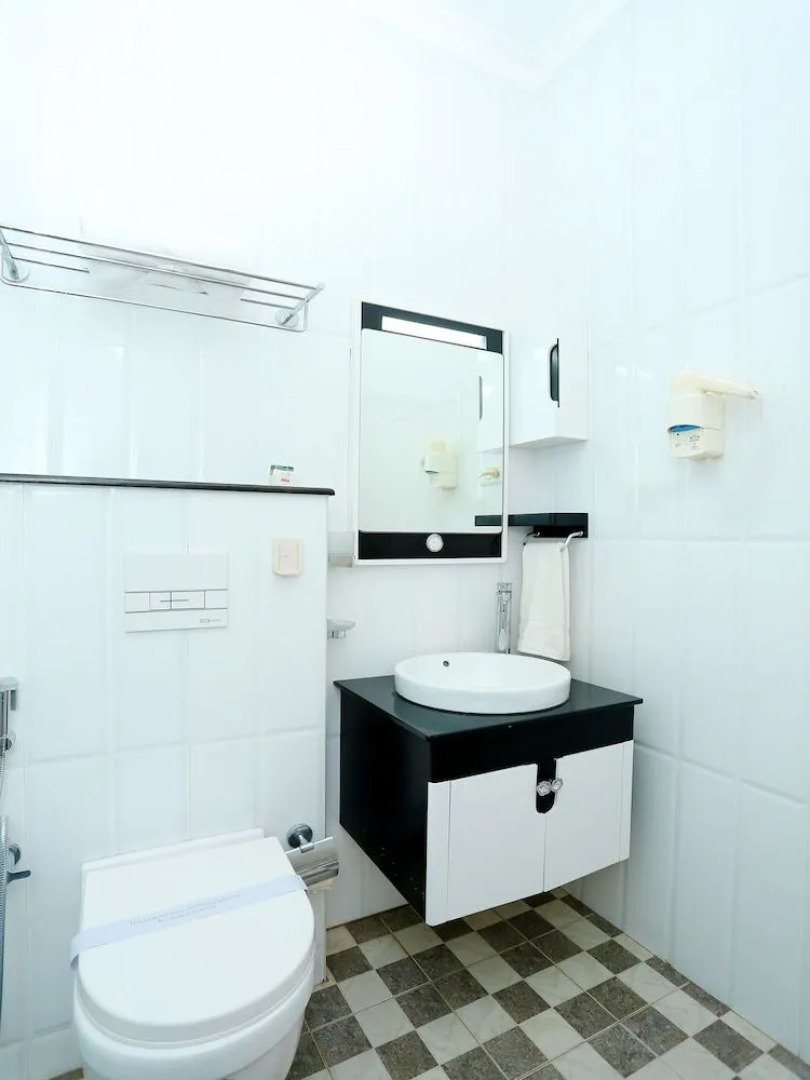 OYO 37085 Smart Residency