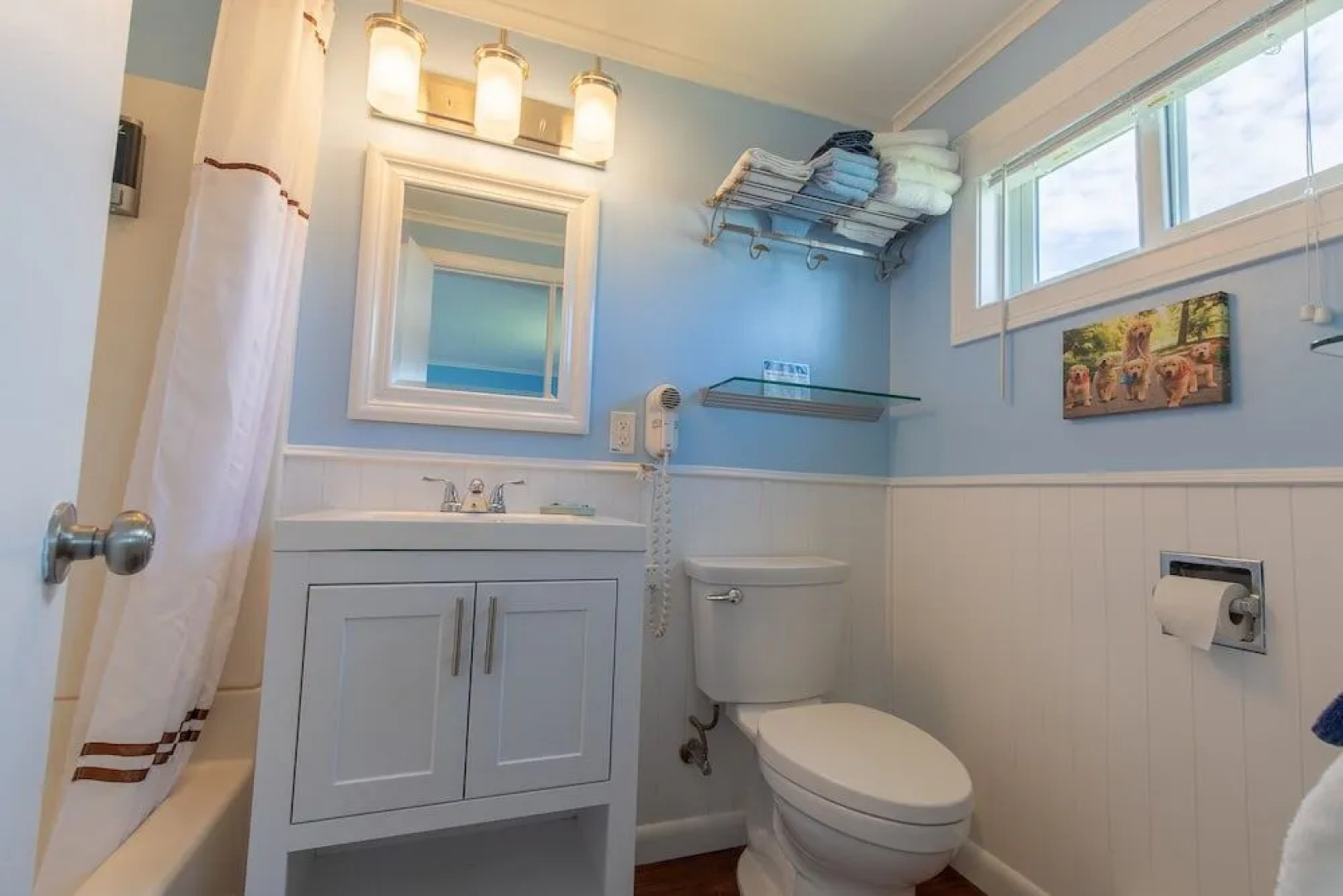 Footbridge Beach Motel