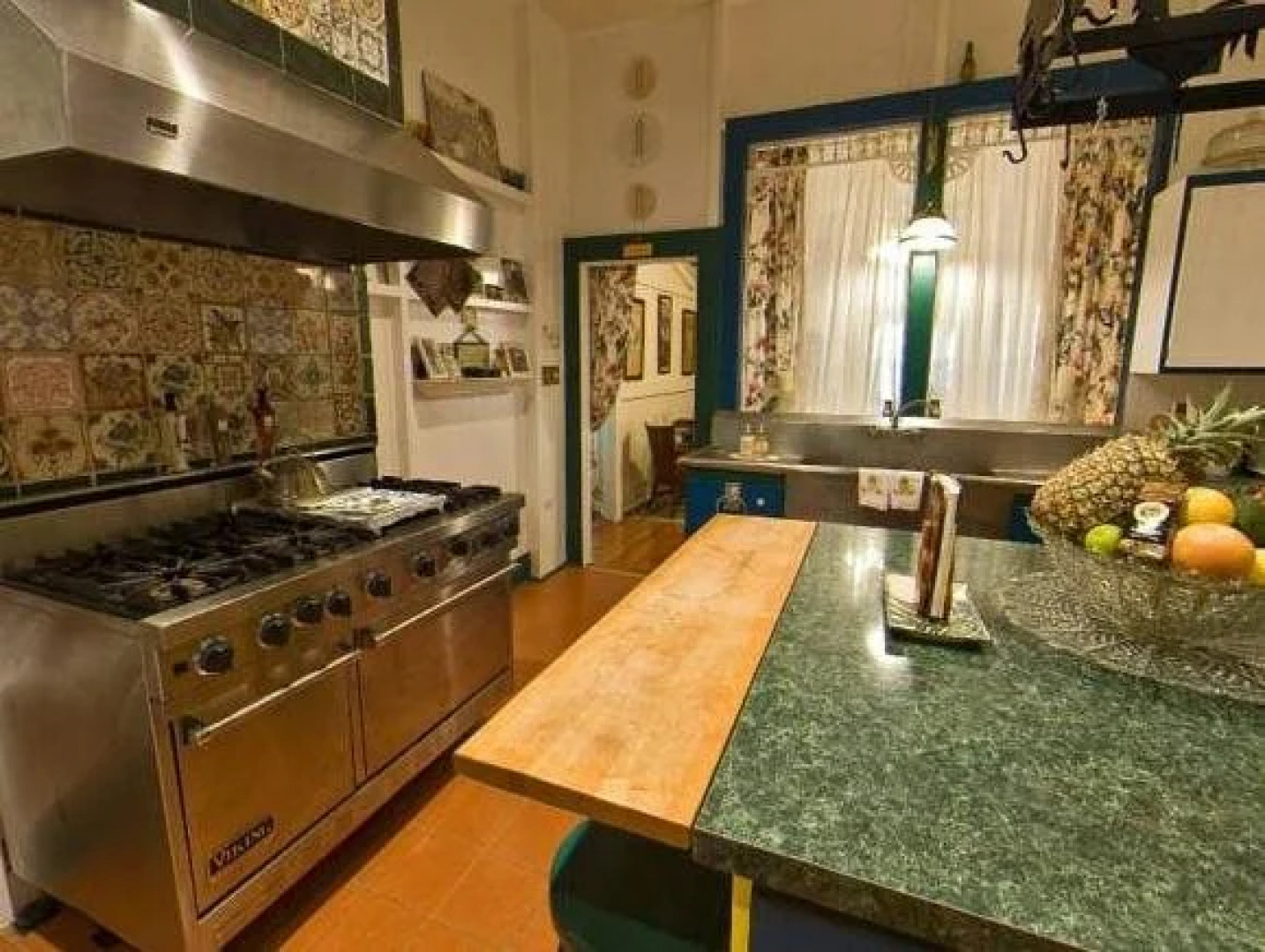 Haiku Plantation Inn Bed & Breakfast