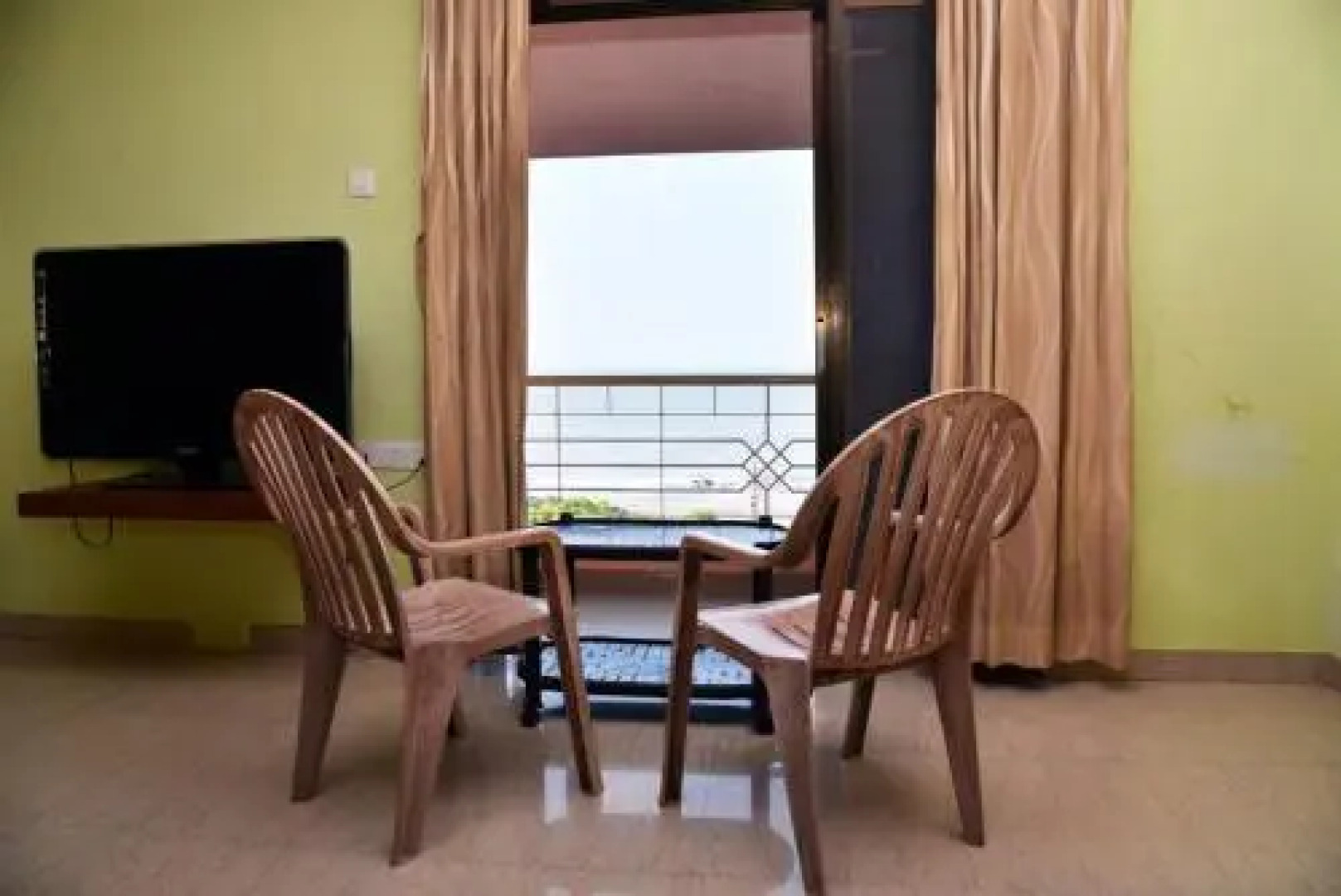 Whistling Palms Beach Resort