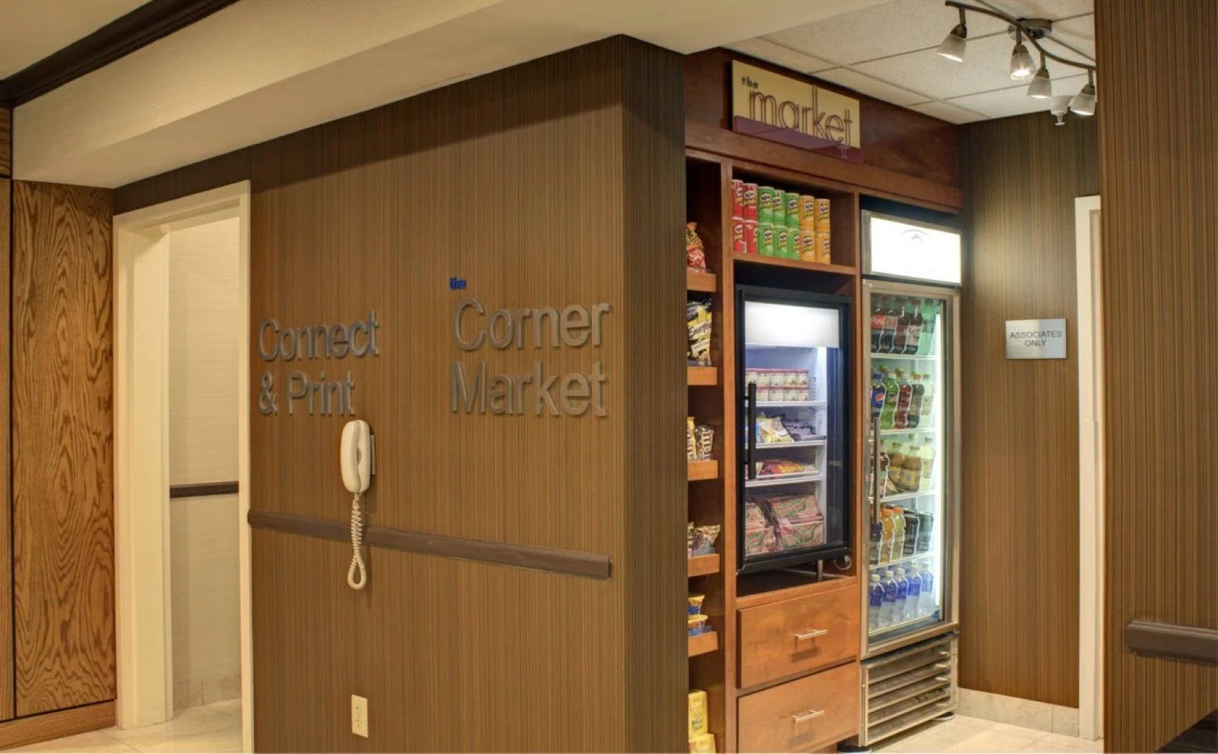 Comfort Inn & Suites North Dallas - Addison