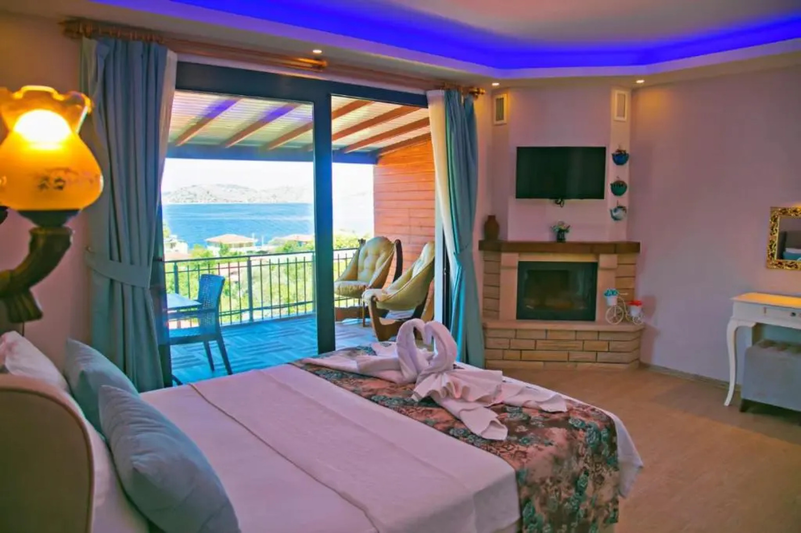 Suna House Butik Otel