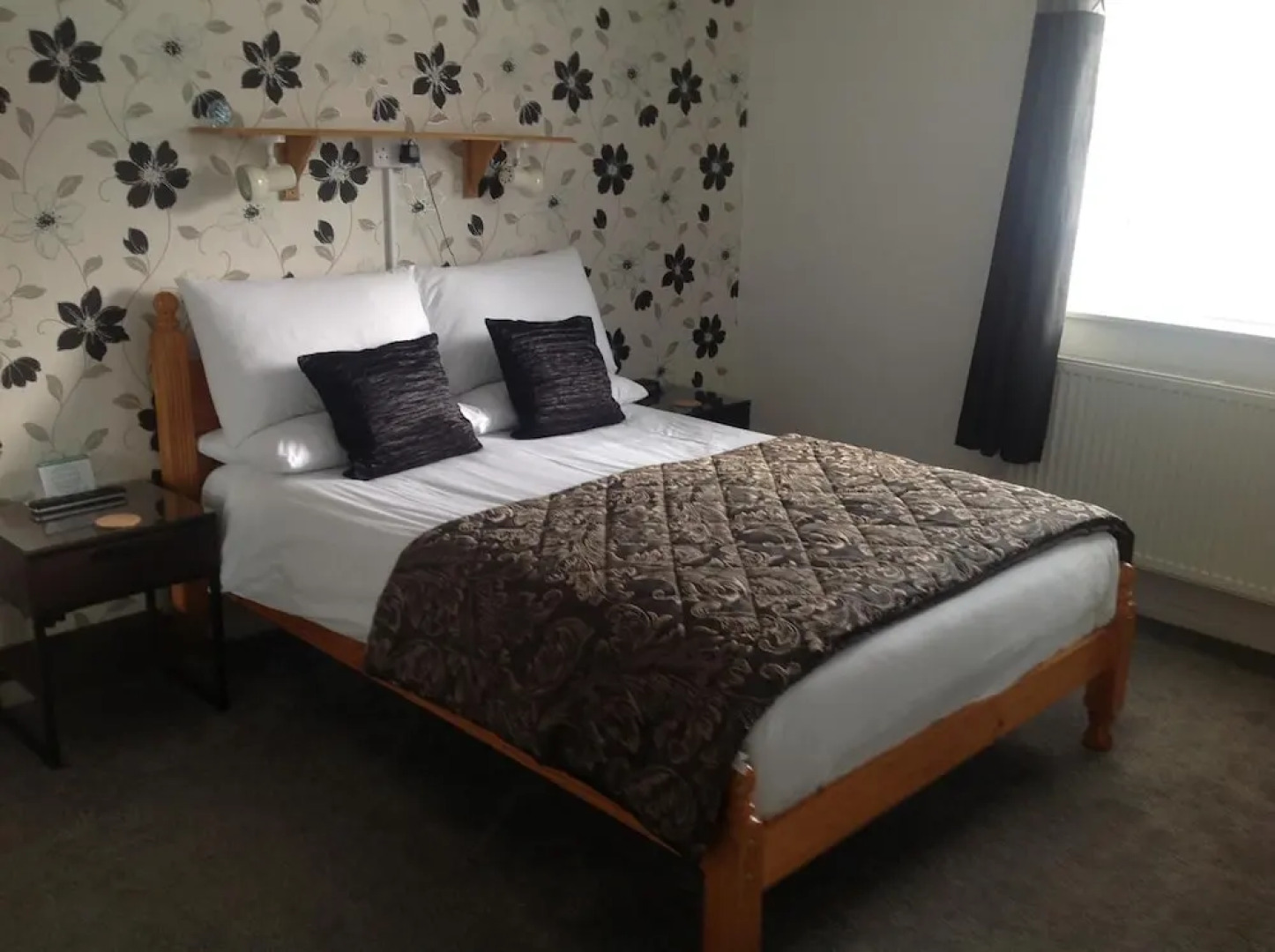 Smugglers Haunt Hotel