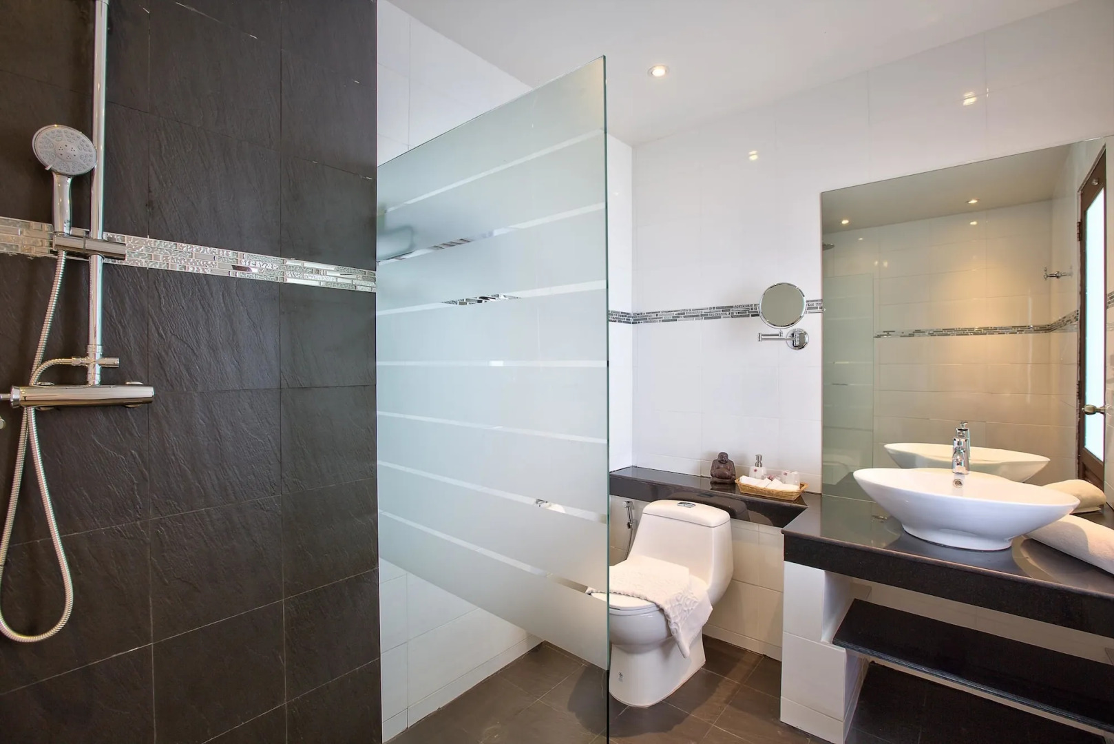 Crystal Bay Beach Resort