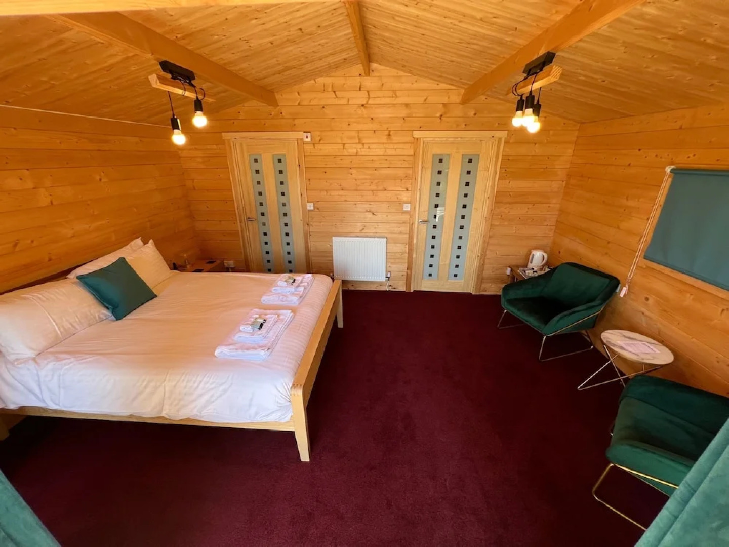 The Three Wheat Heads Inn