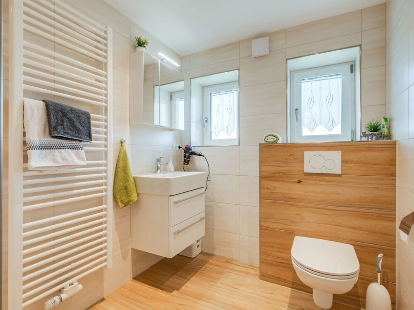 Sunny, Modern Furnished Apartment Your Favourite Place to Relax